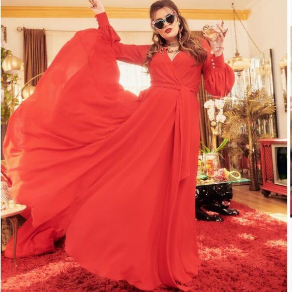 Meghan LA Lilypad Maxi Dress in Cherry Size XL - Picture 1 of 11